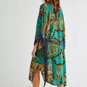 FREE PEOPLE Charmer Paisley Kimono